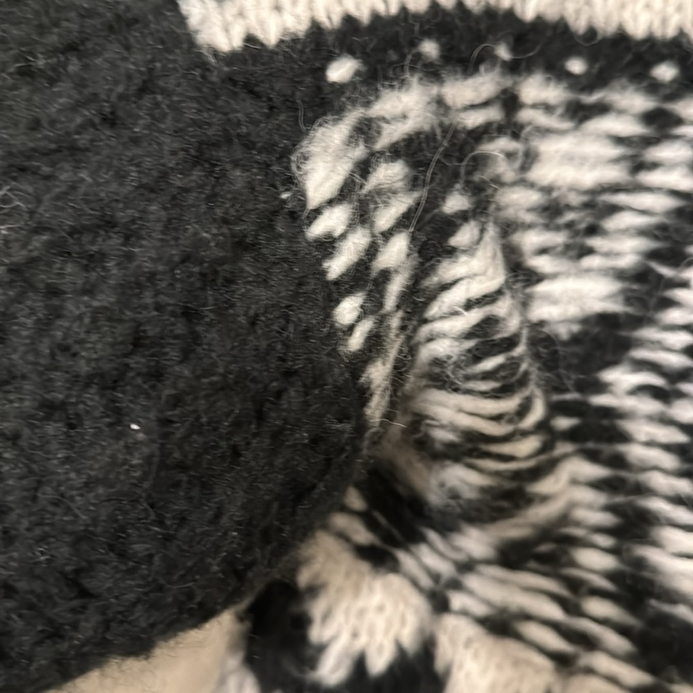 Free People sweater sized large - Picture 13 of 16